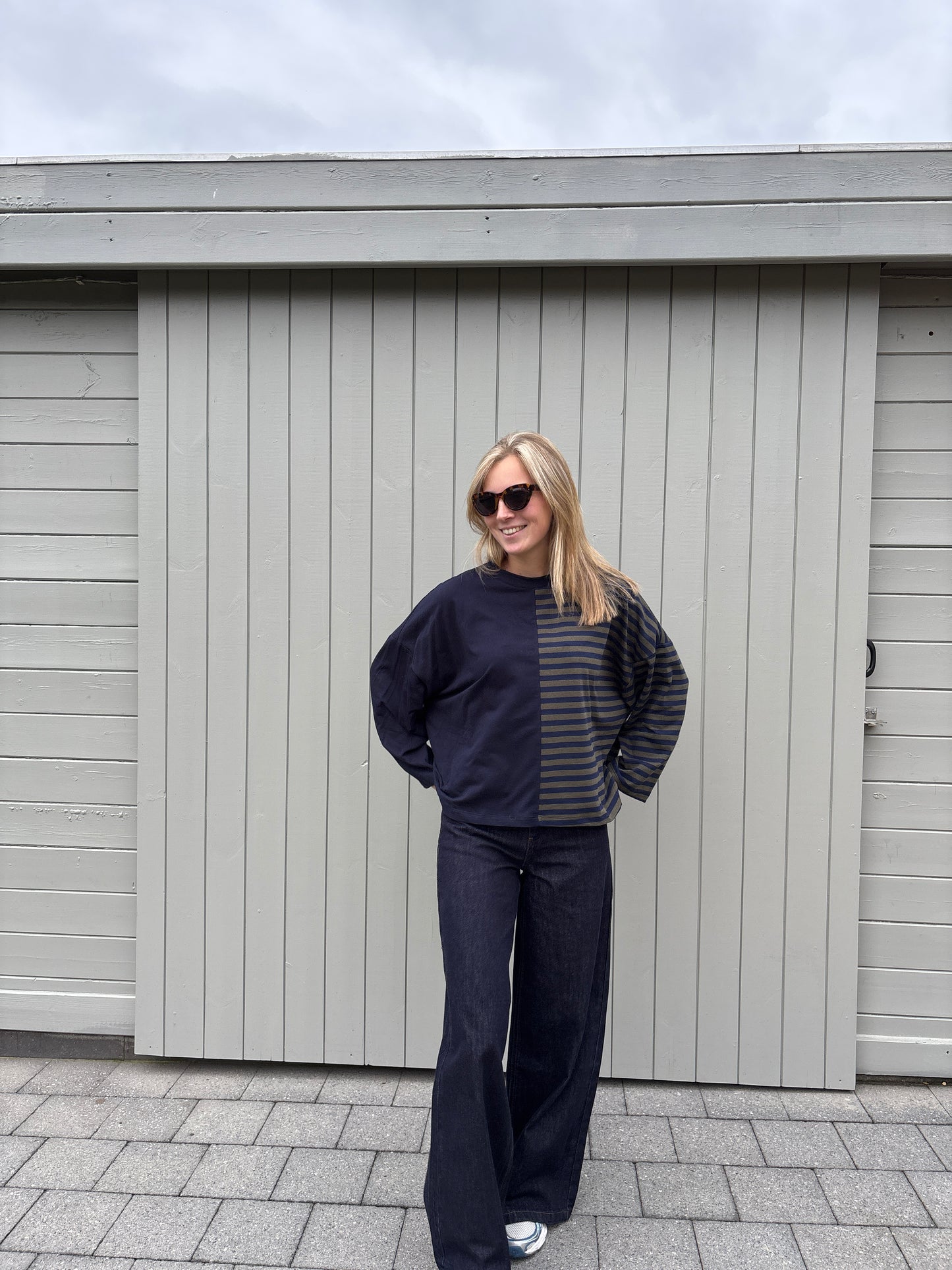 Billy longsleeve - donkerblauw/kaki