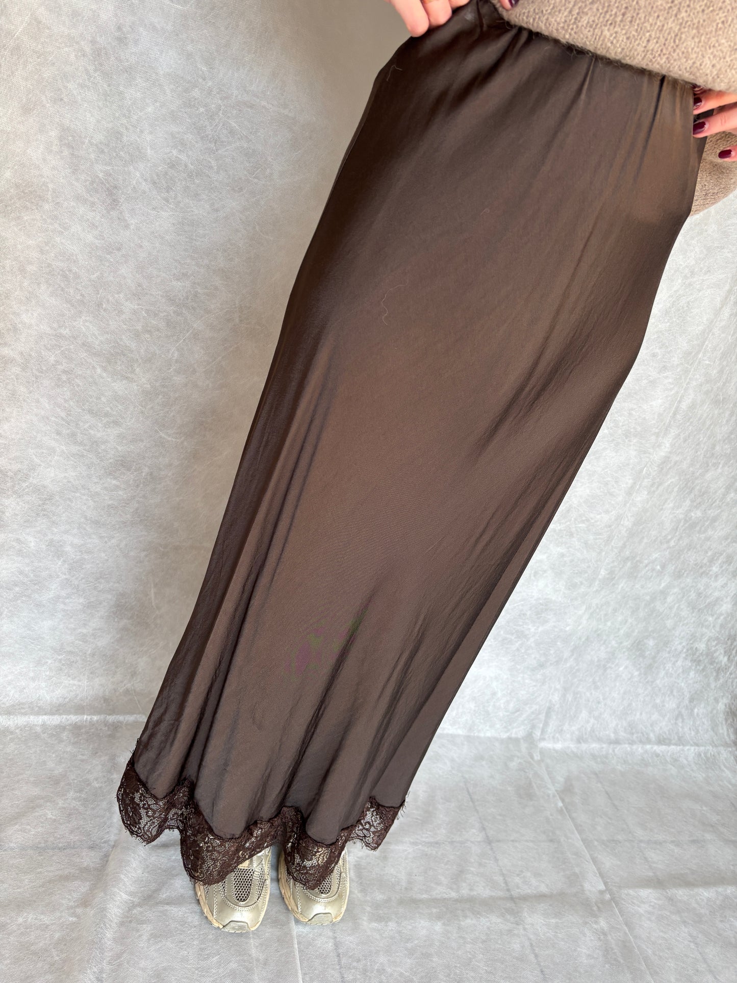 Kira satijnen rok - bruin