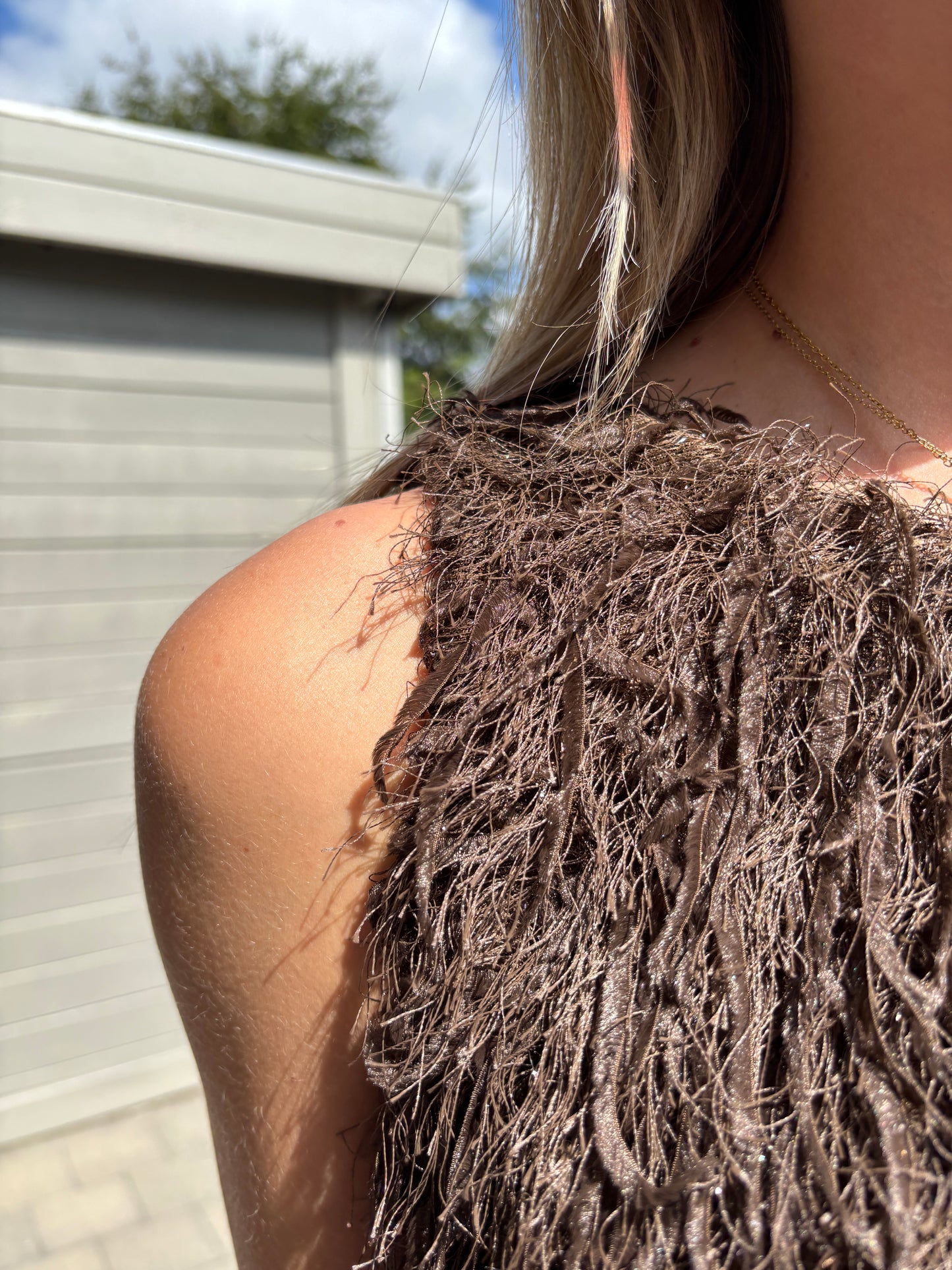 Ella fluffy top - bruin