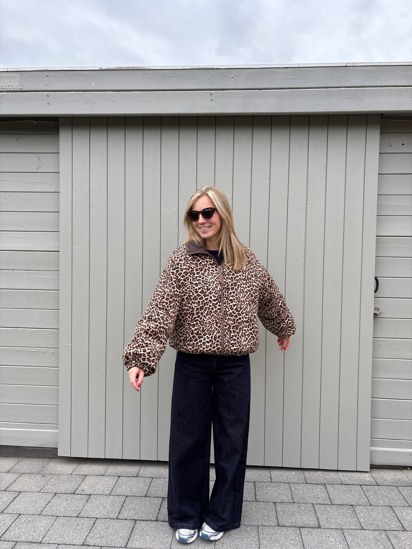 Ester reversible jas - leopard/bruin