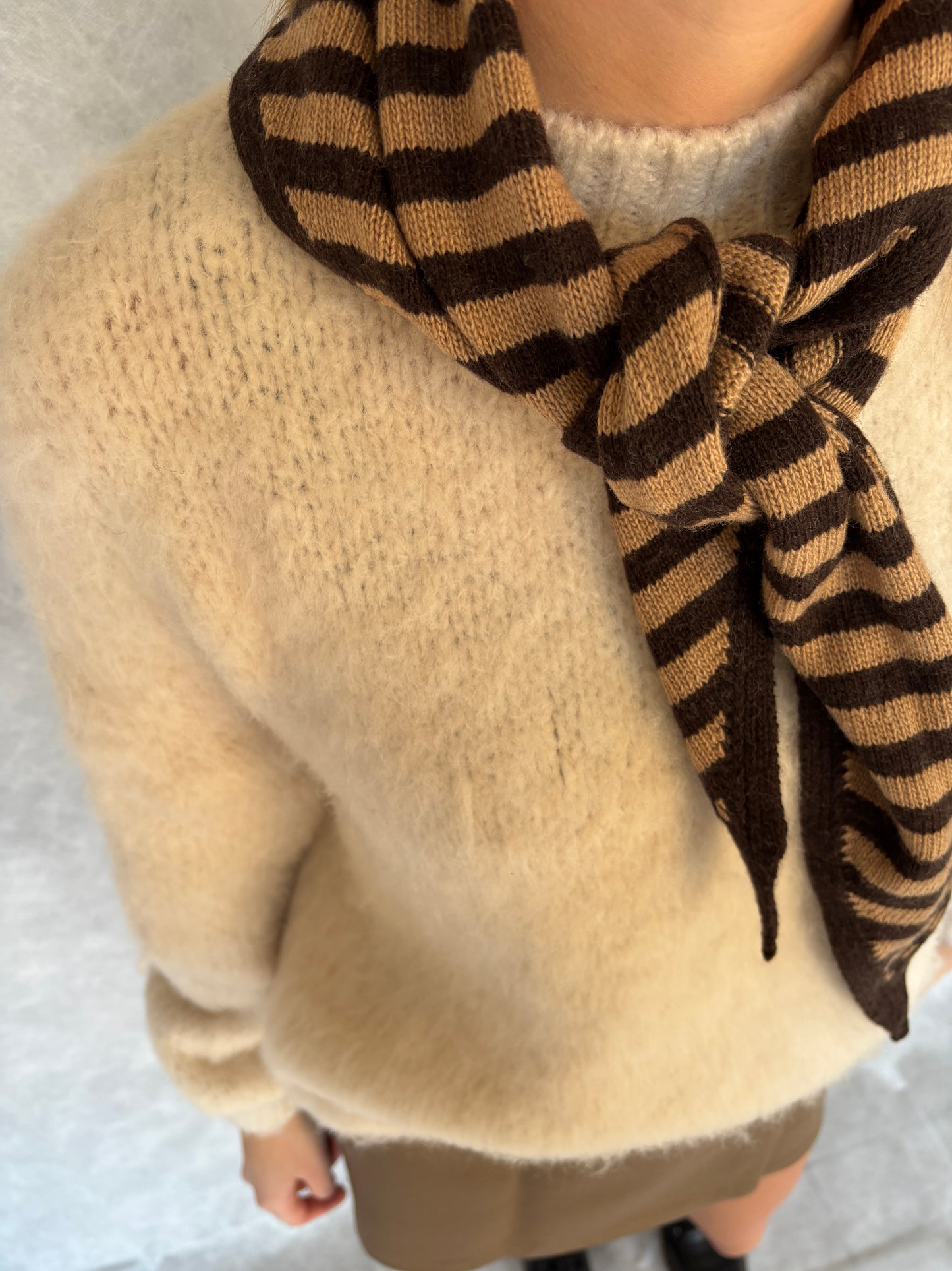 Ester sjaaltje - bruin