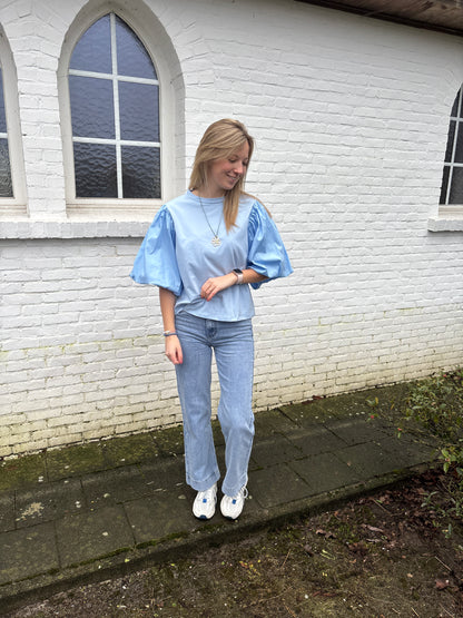 Tess top - lichtblauw