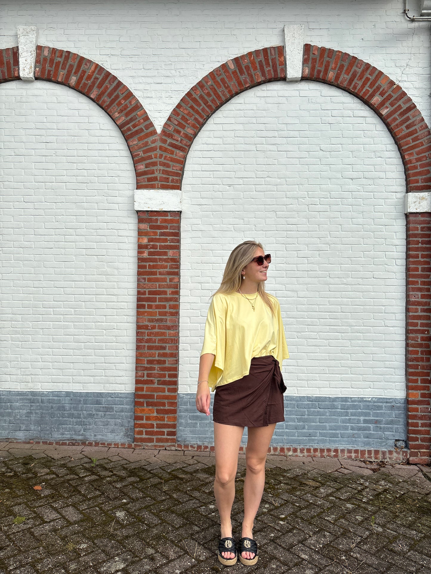 Olive t-shirt - geel