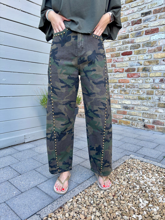 Army balloon jeans