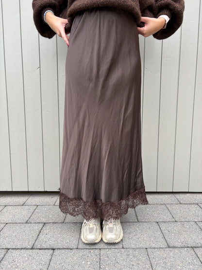 Kira satijnen rok - bruin