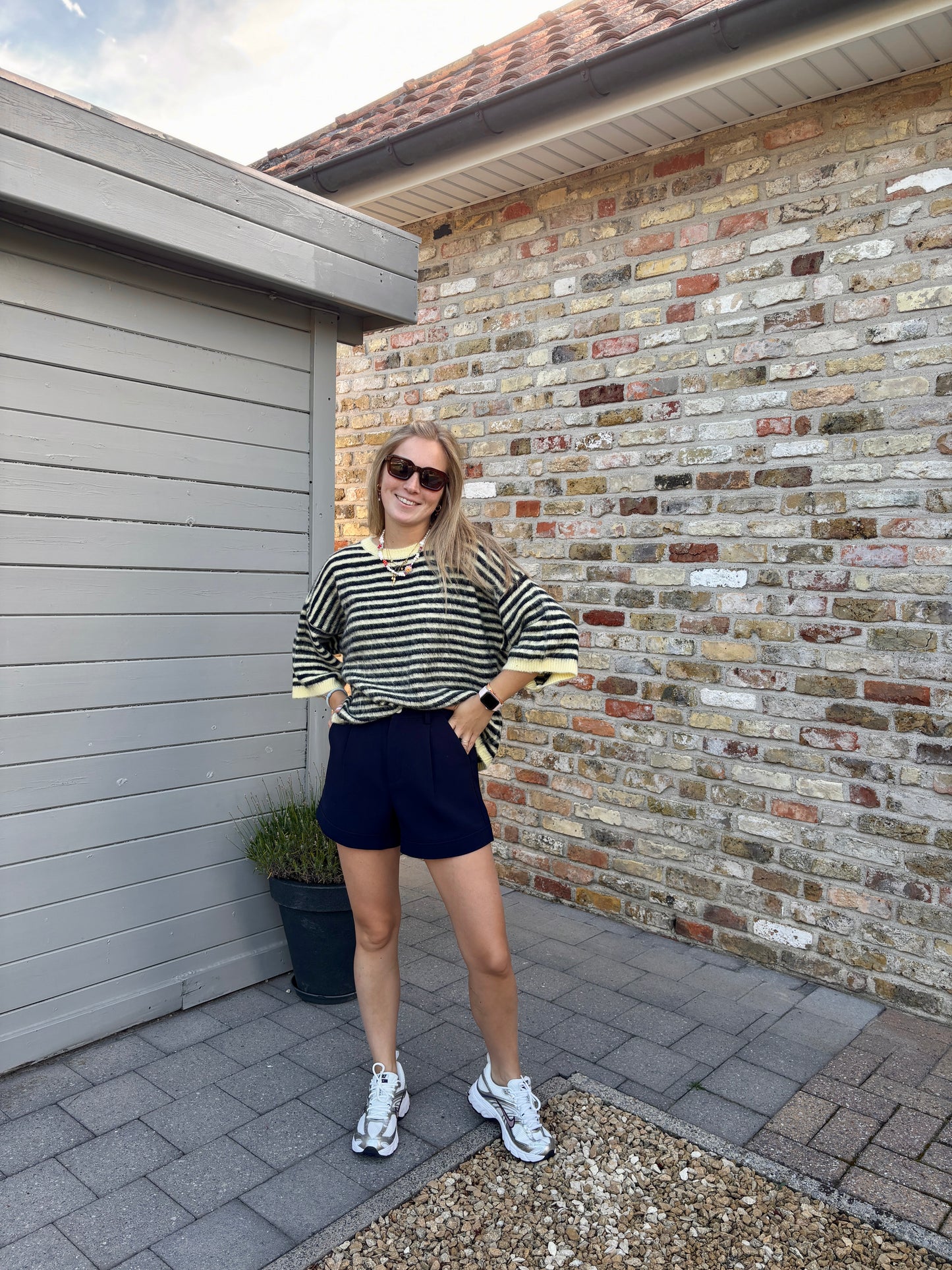 Lou pull - donkerblauw/geel