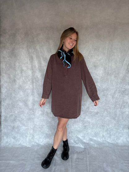 Mila jeanskleed - bruin