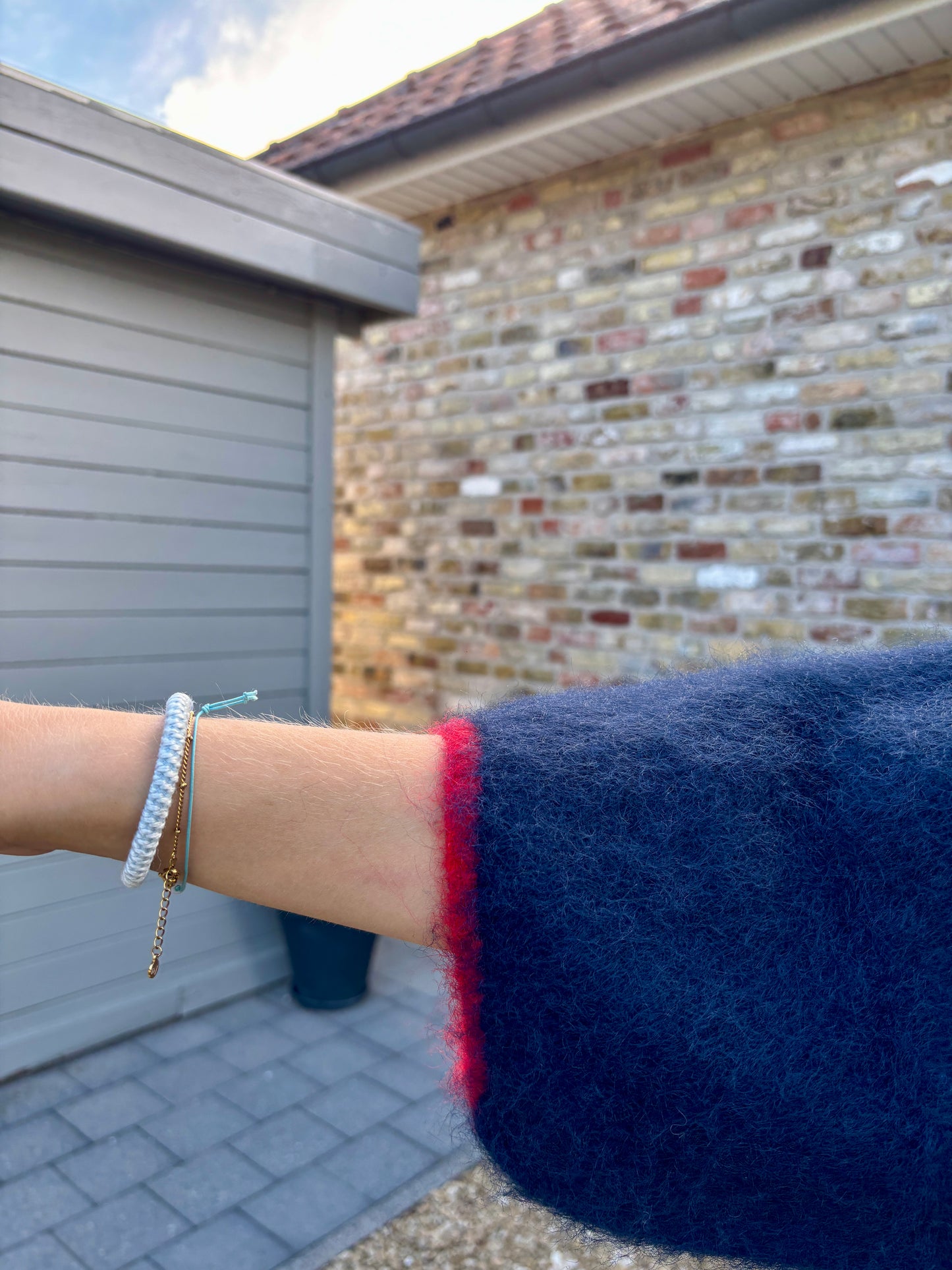 Isa pull - donkerblauw/rood