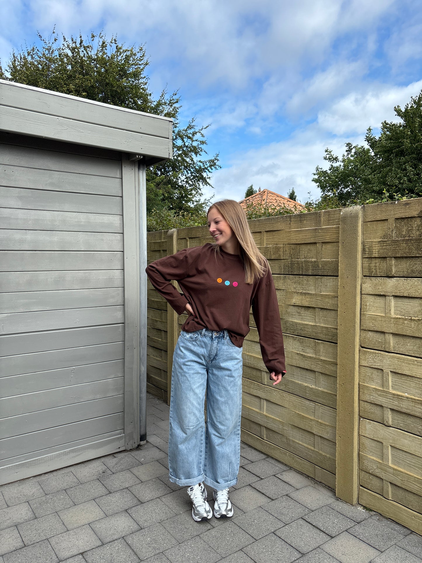 Smiley longsleeve - bruin