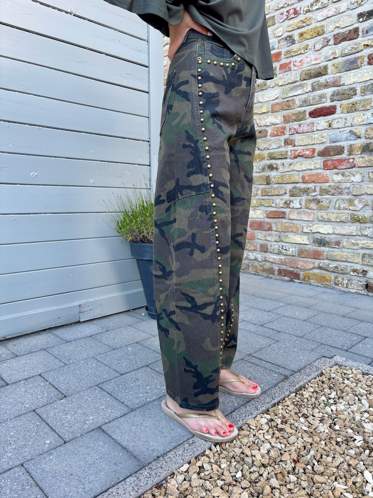 Army balloon jeans