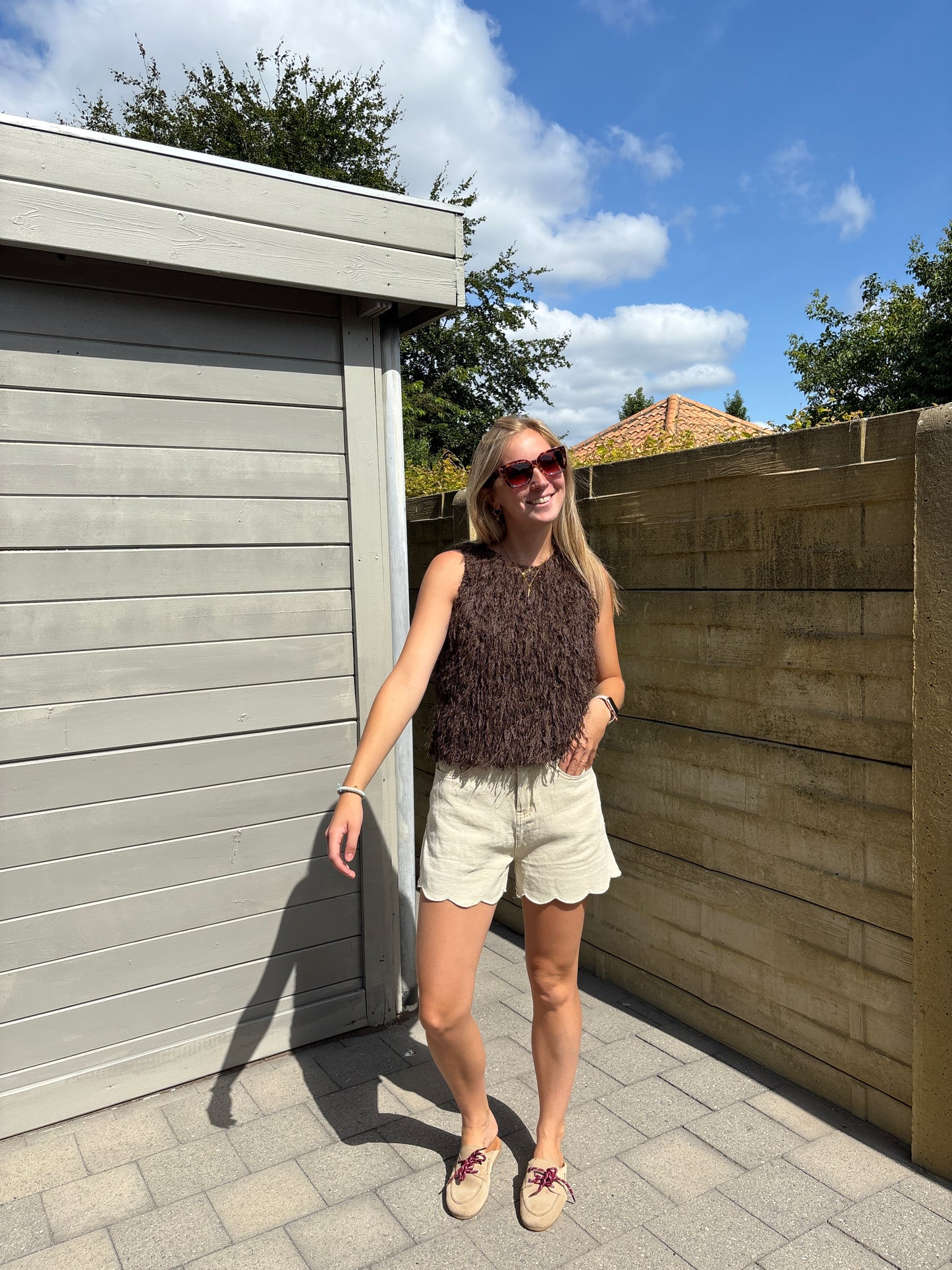 Ella fluffy top - bruin