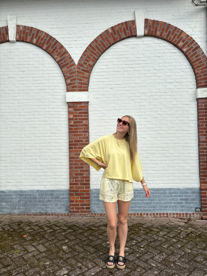 Olive t-shirt - geel
